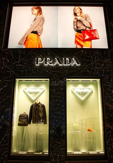 outlet prada bologna|shopping in bologna italy.